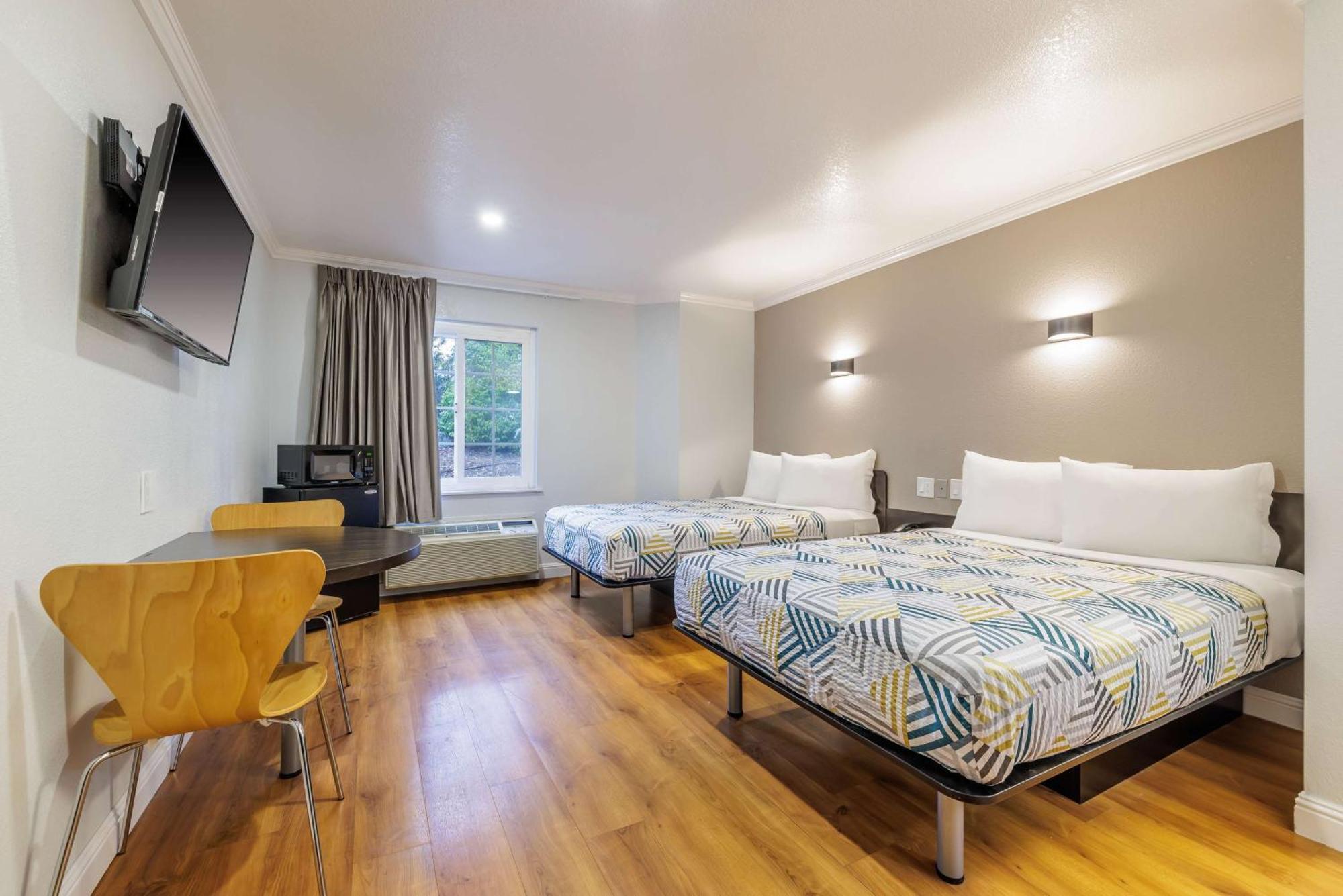 6-auburn, Ca Motel 2*